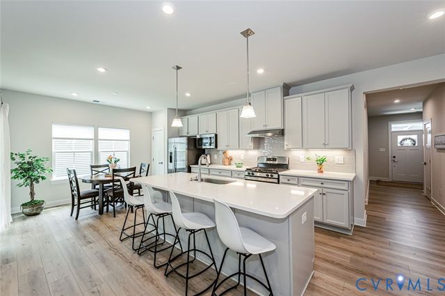 8187 Winter Fog Dr, New Kent, VA 23124
