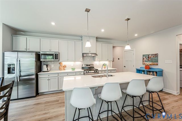 8187 Winter Fog Dr, New Kent, VA 23124