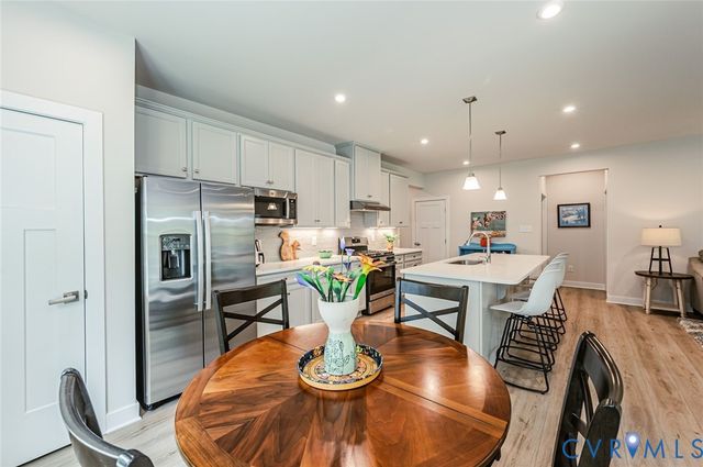 8187 Winter Fog Dr, New Kent, VA 23124