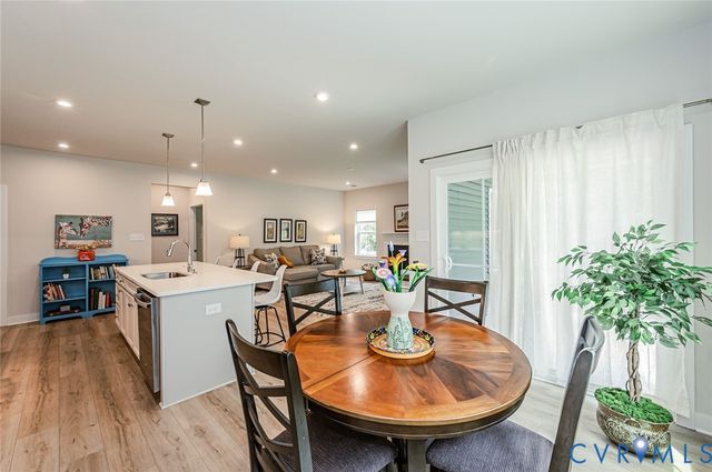 8187 Winter Fog Dr, New Kent, VA 23124