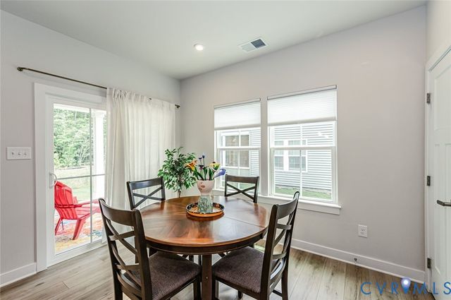 8187 Winter Fog Dr, New Kent, VA 23124
