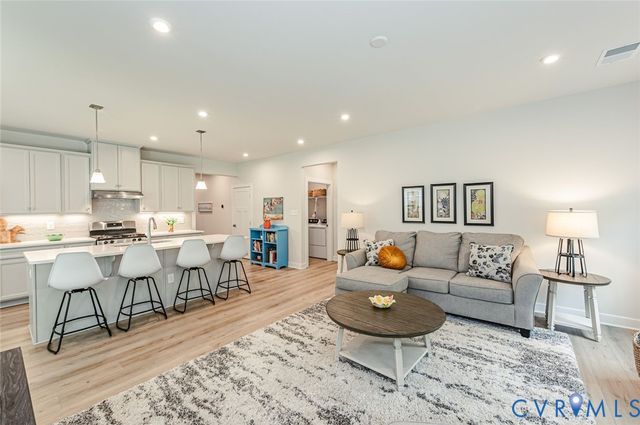 8187 Winter Fog Dr, New Kent, VA 23124