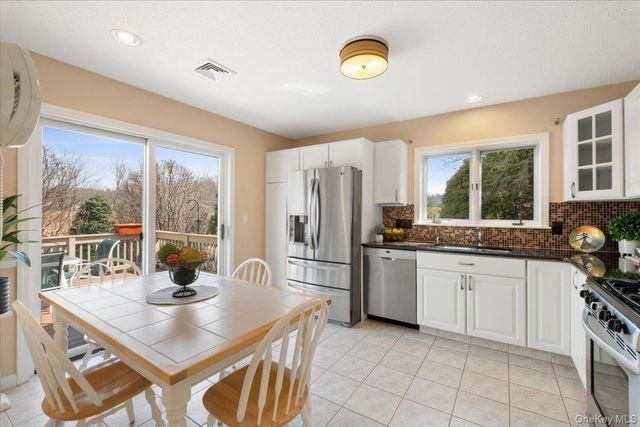 725 Heritage Hills, Somers, NY 10589