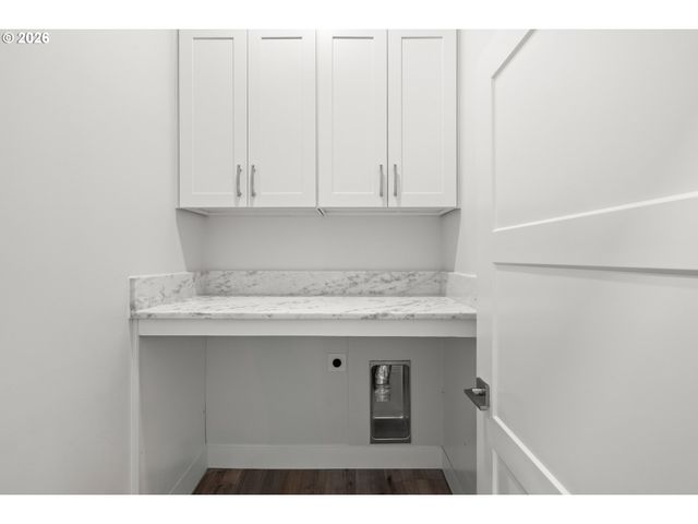 2528 Sw CORAL Ave, Lincoln City, OR 97367