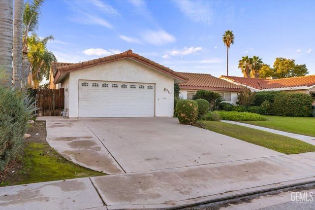 3517 McCourry Street, Bakersfield, CA 93304