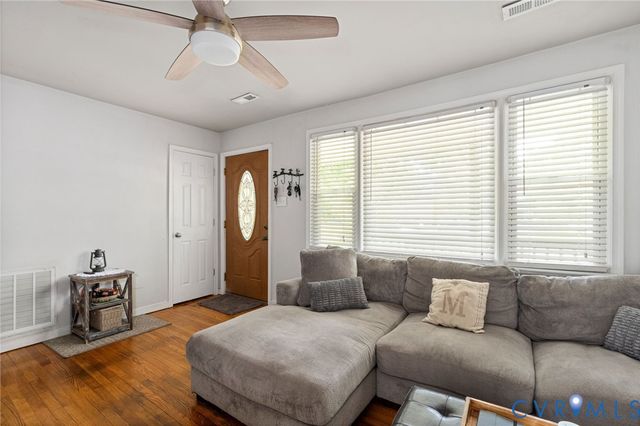 1343 Bartlett Rd, Henrico, VA 23231