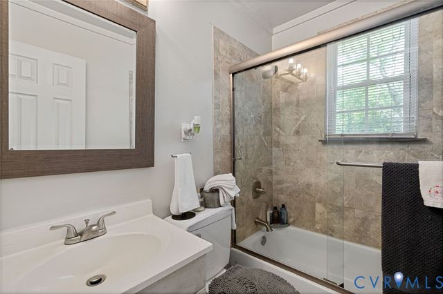 1343 Bartlett Rd, Henrico, VA 23231