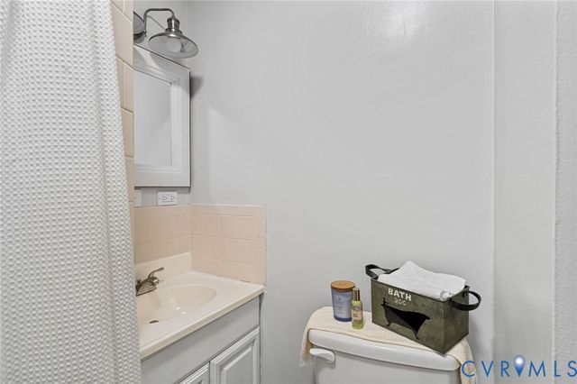 1343 Bartlett Rd, Henrico, VA 23231