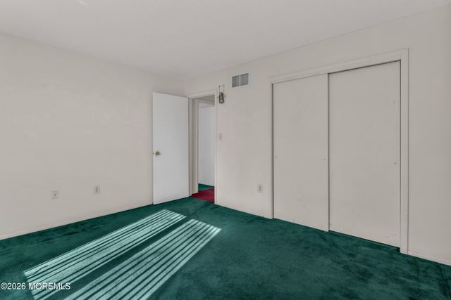 521 Dorothy Place, Brick, NJ 08723