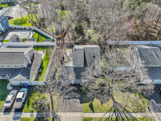 521 Dorothy Place, Brick, NJ 08723