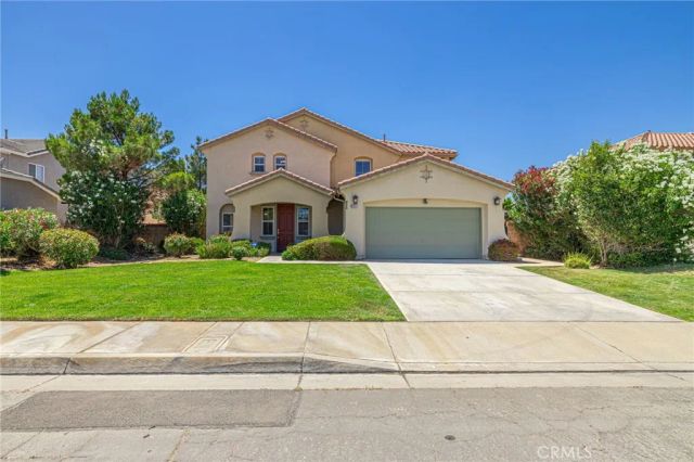 42327 42nd Street West, Quartz Hill, CA 93536