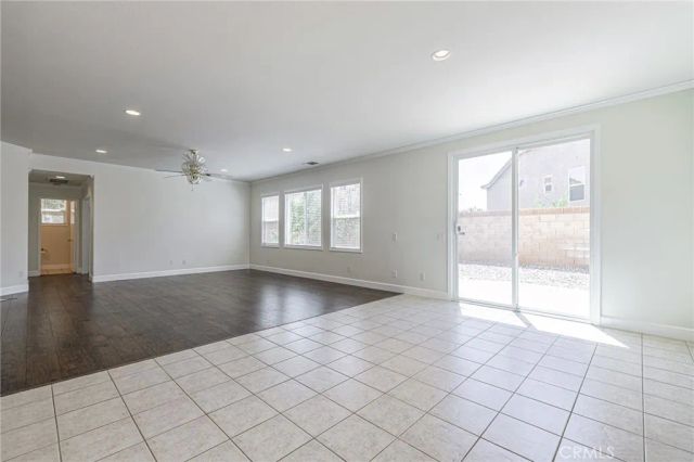42327 42nd Street West, Quartz Hill, CA 93536