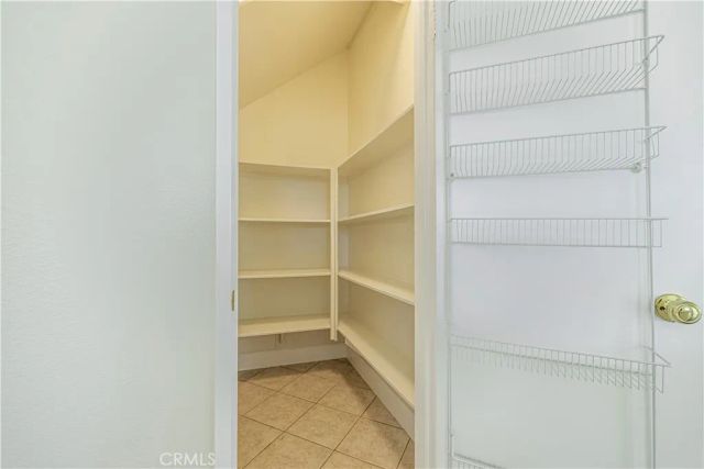 42327 42nd Street West, Quartz Hill, CA 93536