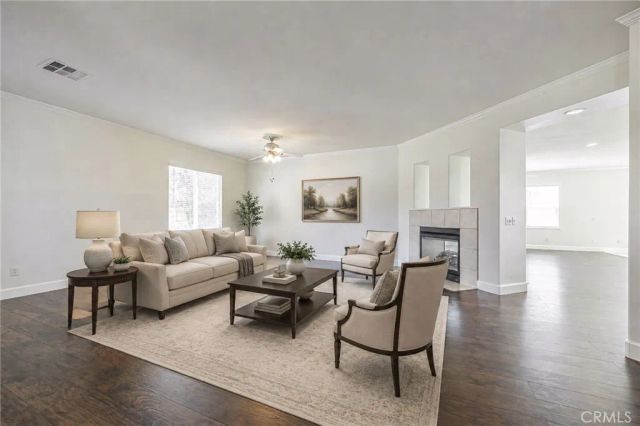 42327 42nd Street West, Quartz Hill, CA 93536