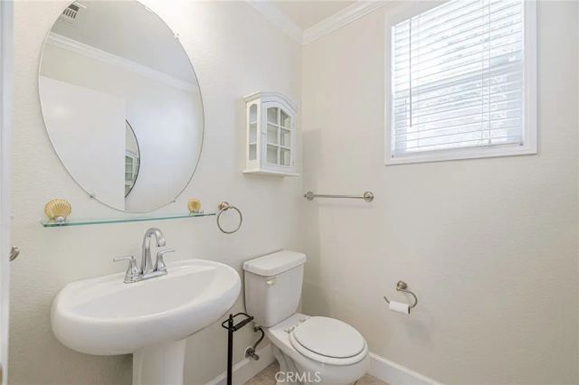 42327 42nd Street West, Quartz Hill, CA 93536