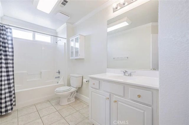 42327 42nd Street West, Quartz Hill, CA 93536