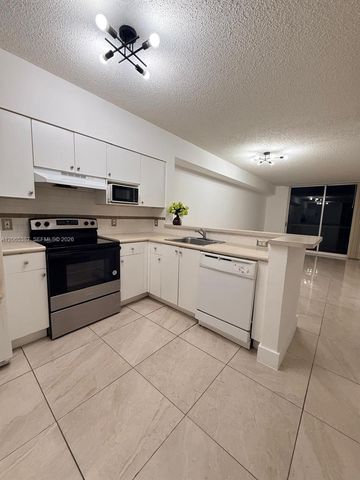 5091 NW 7th St 1009, Miami, FL 33126