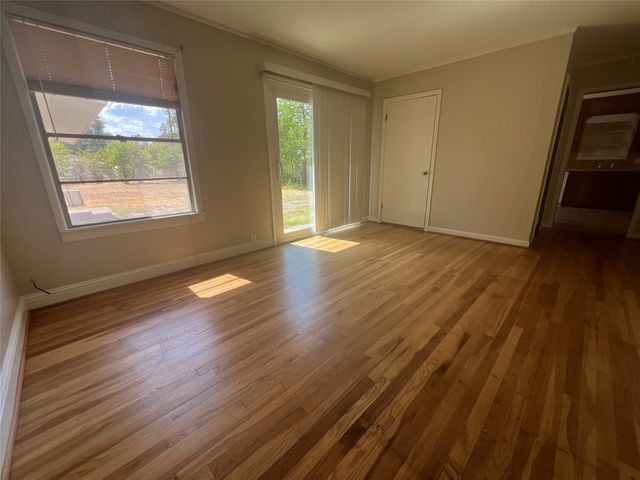105 Davidson Drive, Terrell, TX 75160