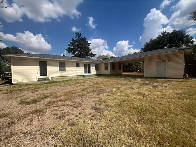 105 Davidson Drive, Terrell, TX 75160