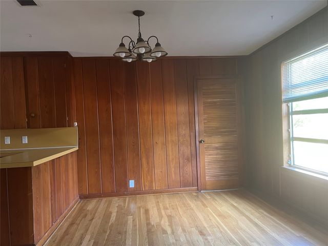 105 Davidson Drive, Terrell, TX 75160