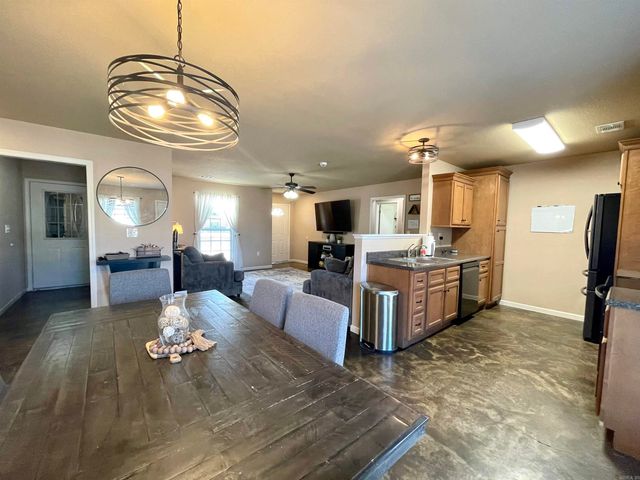 433 N Willow Avenue, Trumann, AR 72472