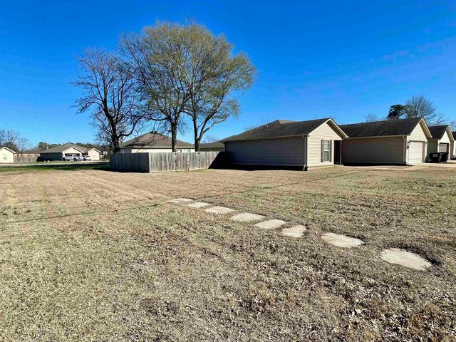 433 N Willow Avenue, Trumann, AR 72472