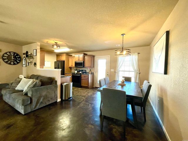 433 N Willow Avenue, Trumann, AR 72472