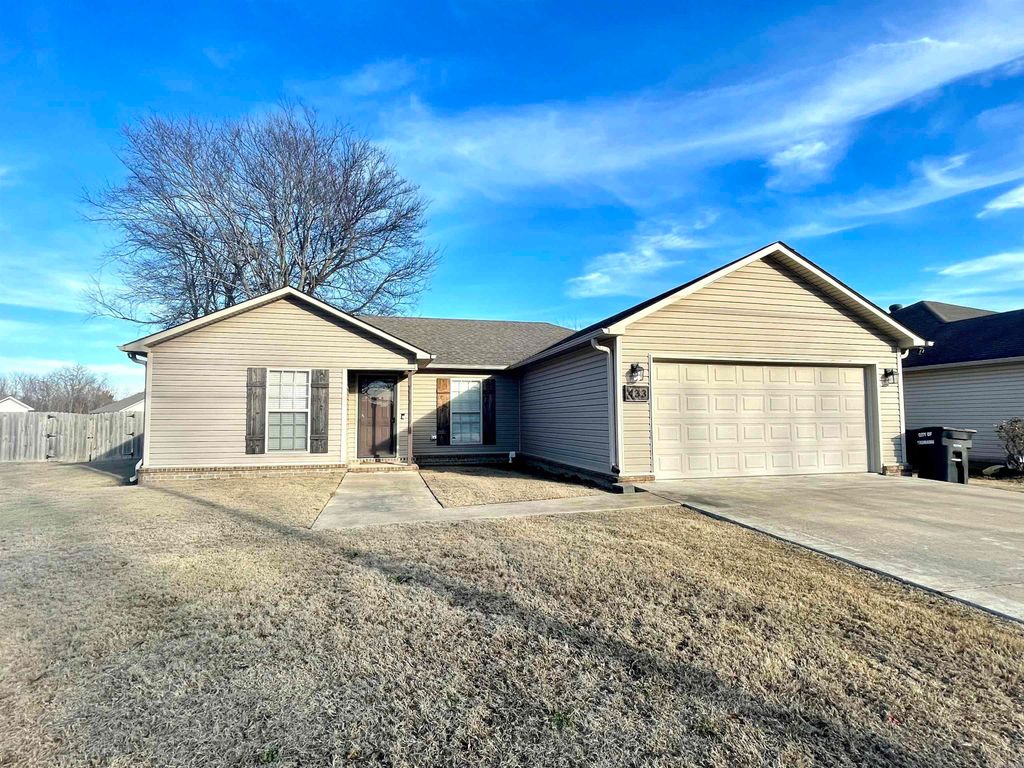 433 N Willow Avenue, Trumann, AR 72472