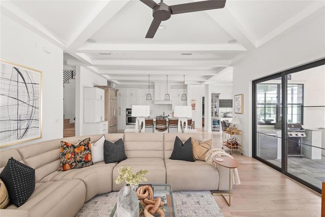 1575 EASTIN AVENUE, Orlando, FL 32804