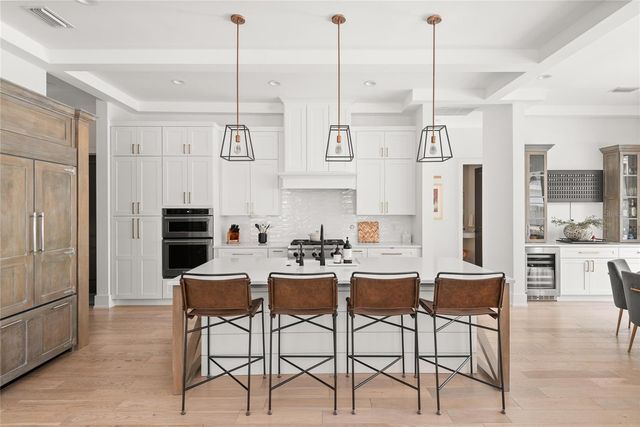 1575 EASTIN AVENUE, Orlando, FL 32804