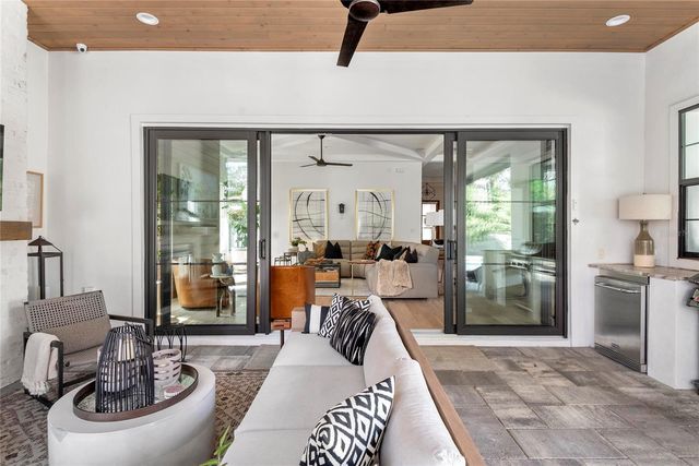 1575 EASTIN AVENUE, Orlando, FL 32804