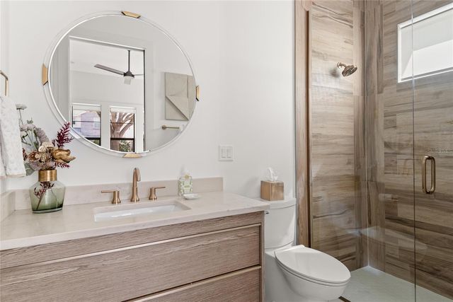 1575 EASTIN AVENUE, Orlando, FL 32804