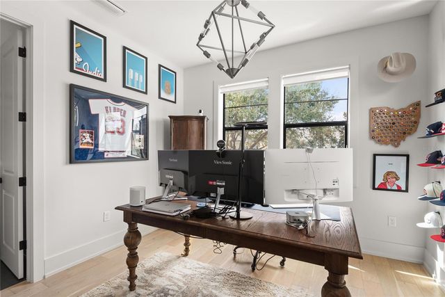 1575 EASTIN AVENUE, Orlando, FL 32804