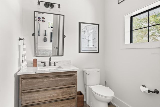 1575 EASTIN AVENUE, Orlando, FL 32804