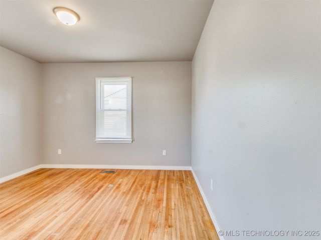 6840 E King Street, Tulsa, OK 74115