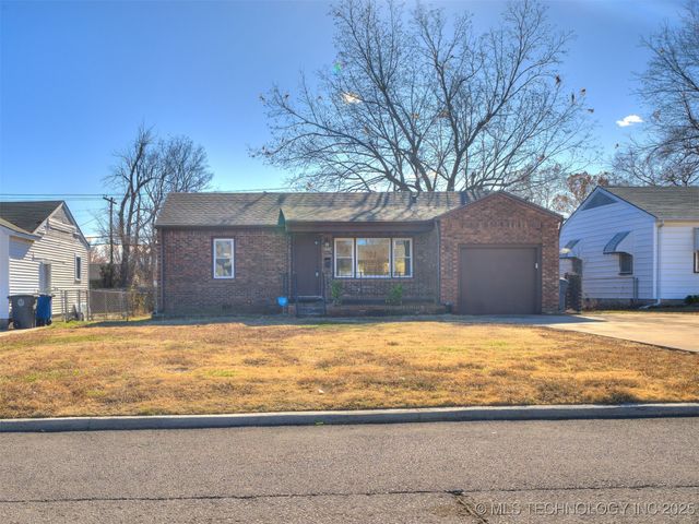 6840 E King Street, Tulsa, OK 74115