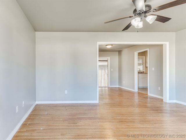 6840 E King Street, Tulsa, OK 74115