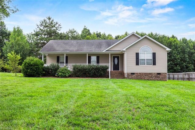 6050 Griffin Drive, Ramseur, NC 27316