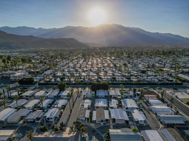 88 Dunes Circle, Cathedral City, CA 92234