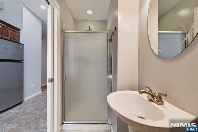 60 Madison Street 1R, Hoboken, NJ 07030