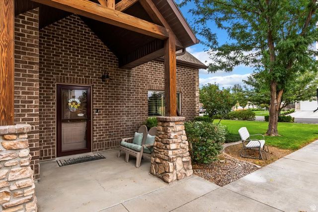 1686 W 2425 S, Syracuse, UT 84075