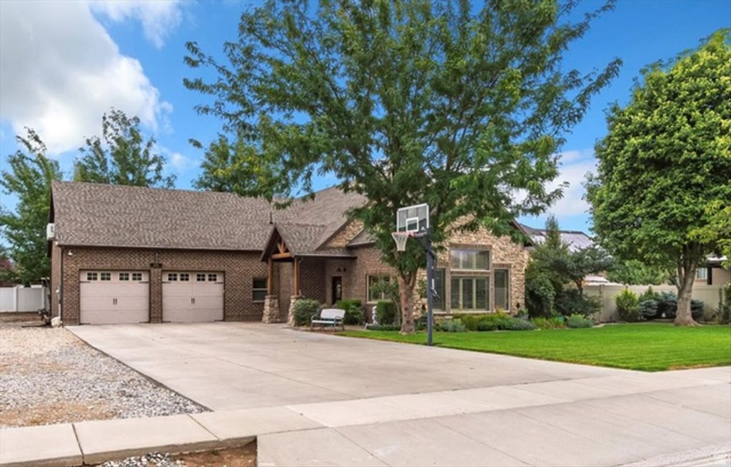 1686 W 2425 S, Syracuse, UT 84075