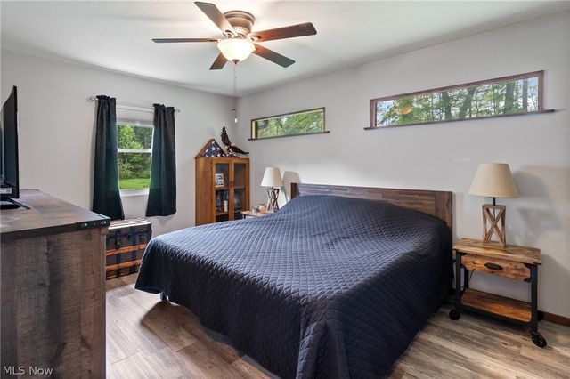 5511 Donner Drive, New Franklin, OH 44216