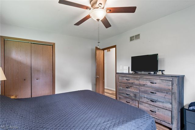 5511 Donner Drive, New Franklin, OH 44216
