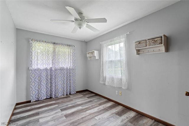 5511 Donner Drive, New Franklin, OH 44216