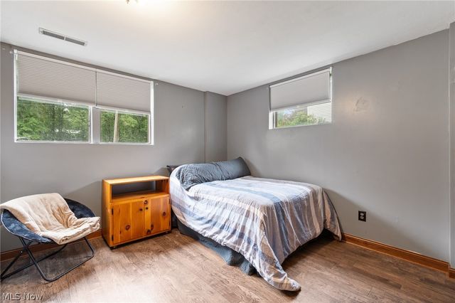 5511 Donner Drive, New Franklin, OH 44216