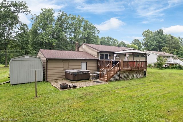 5511 Donner Drive, New Franklin, OH 44216