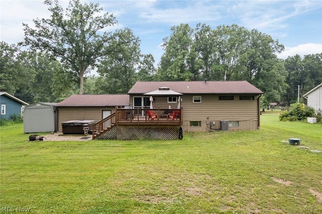 5511 Donner Drive, New Franklin, OH 44216