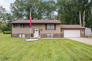5511 Donner Drive, New Franklin, OH 44216