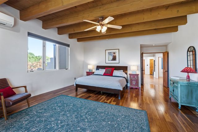 3225 Calle Celestial, Santa Fe, NM 87506